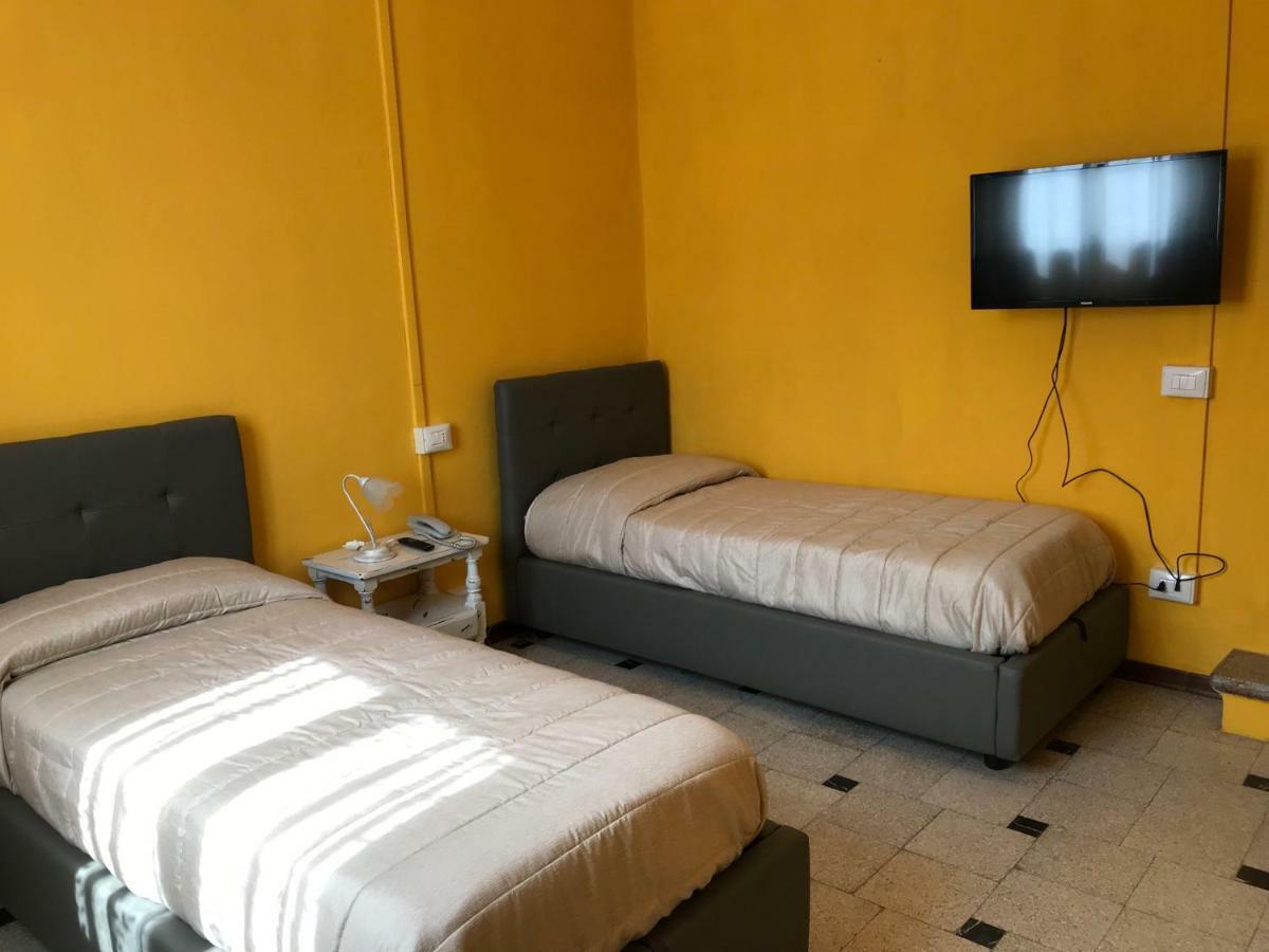 Albergo Antica Lanterna Castelnuovo di Garfagnana Kültér fotó