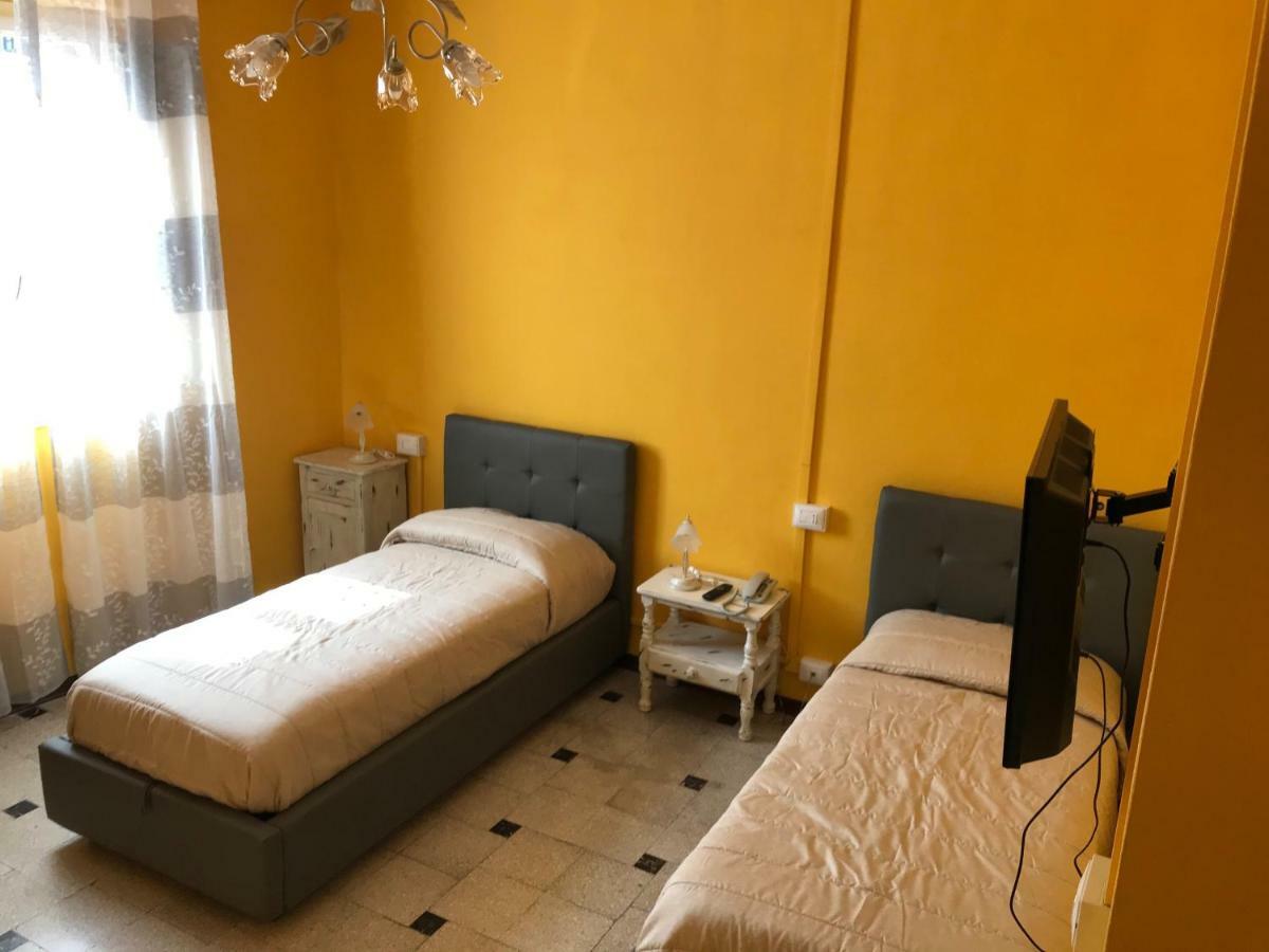 Albergo Antica Lanterna Castelnuovo di Garfagnana Kültér fotó