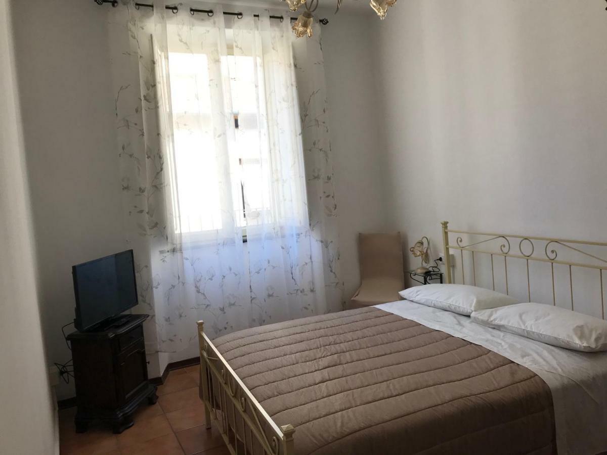 Albergo Antica Lanterna Castelnuovo di Garfagnana Kültér fotó